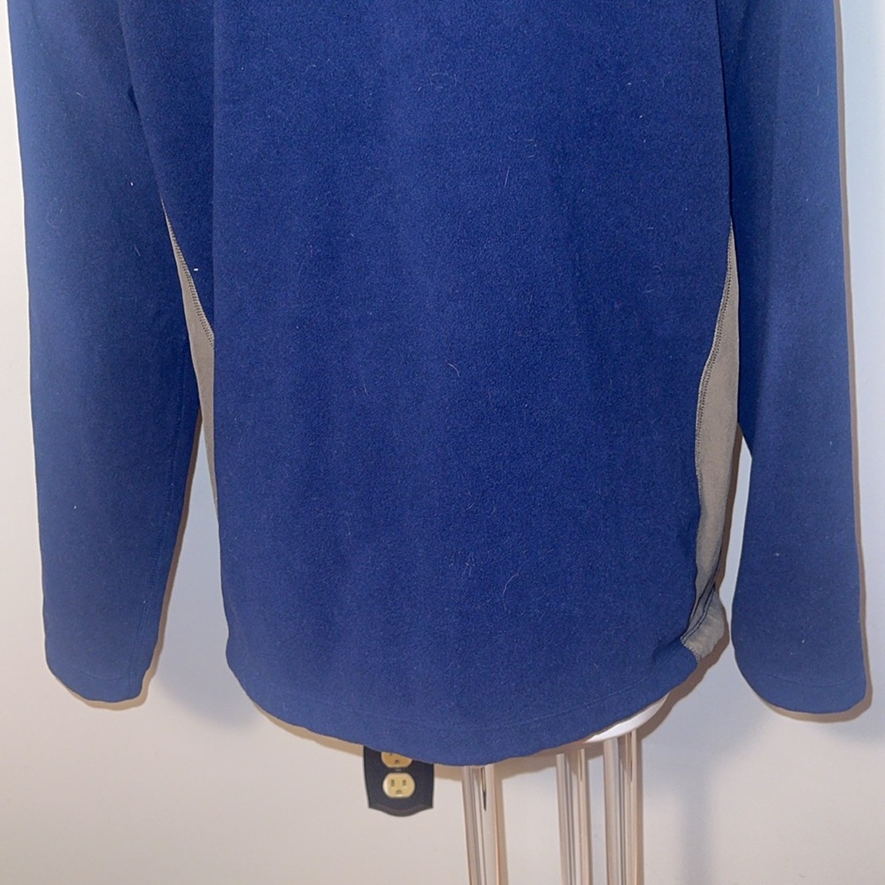 Vineyard Vines men’s fleece long sleeve zip up jacket. Medium. Blue and gray - Picture 7 of 10